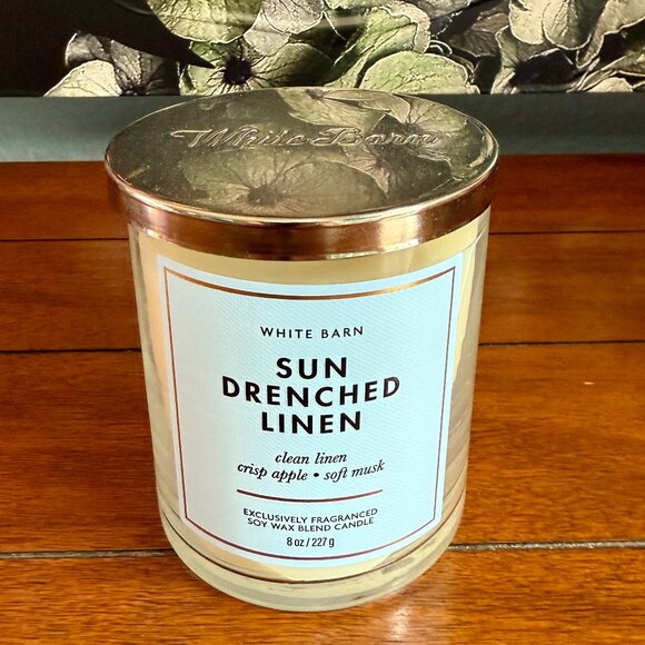 2 for $30 SALE - NEW Bath & Body Works Single Wick Candle SUN DRENCHED LINEN 8oz - Picture 1 of 3